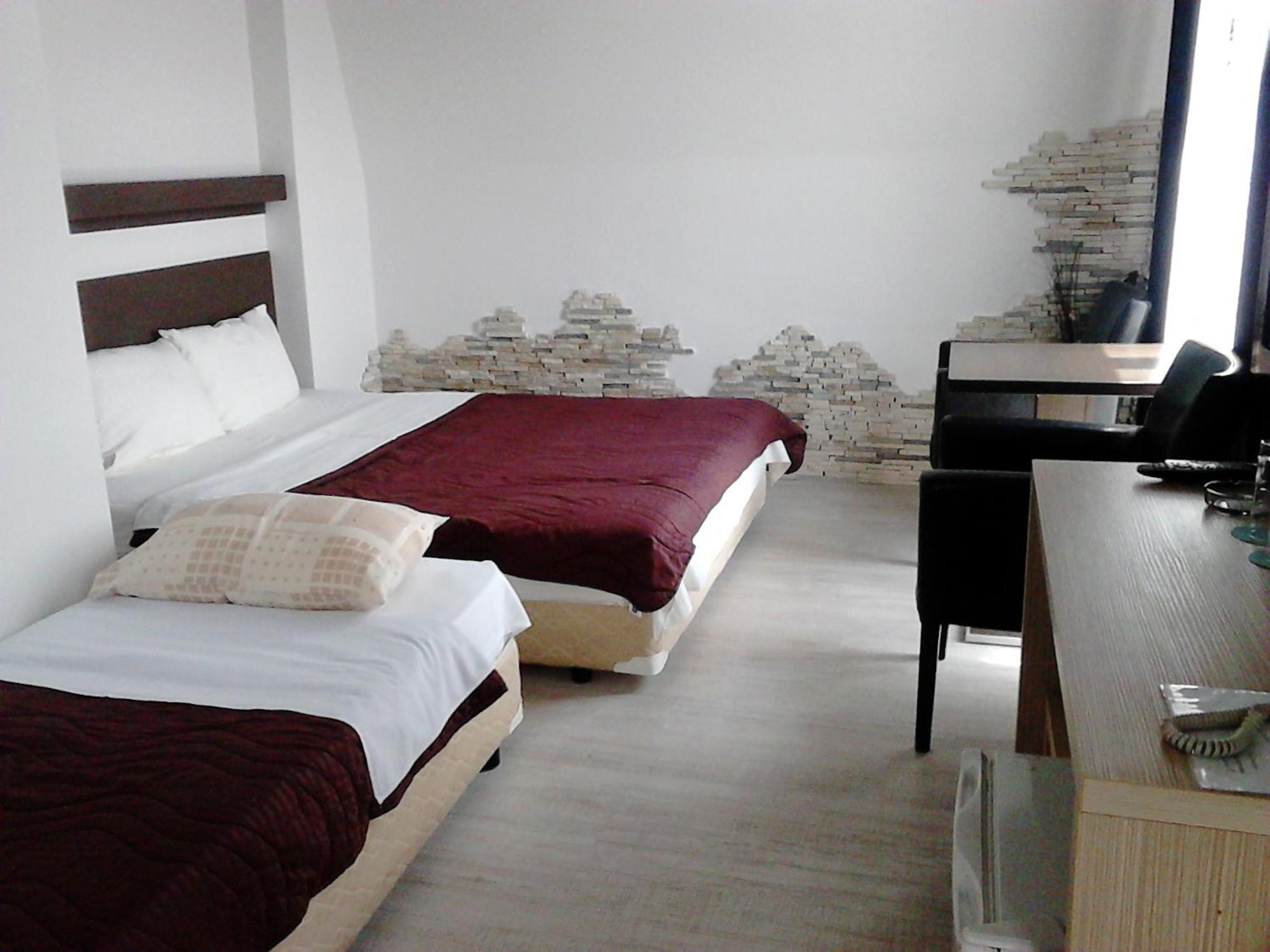Hotel Prenociste Konstantin 2008 Ni Habitación foto