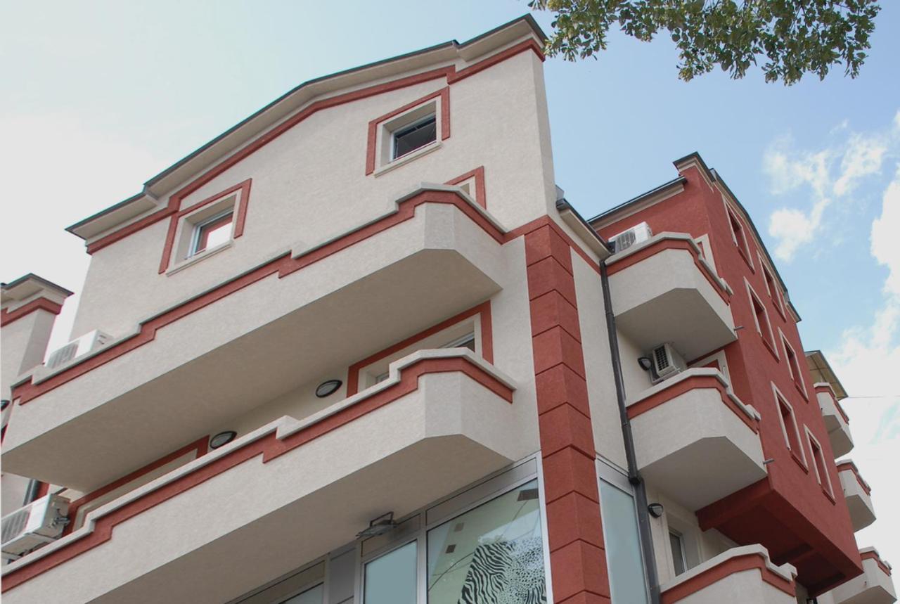 Hotel Prenociste Konstantin 2008 Ni Exterior foto